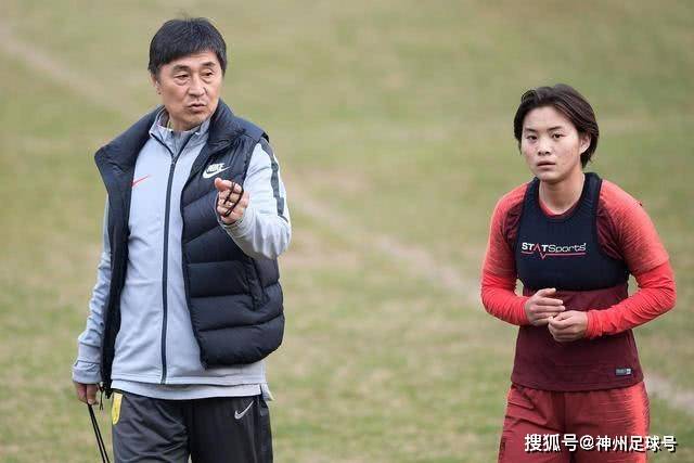 波利塔诺不适合孔蒂的战术要求 可能遭弃用离队