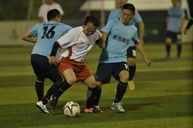 陈国豪CBA首秀20+10杨瀚森13+10 北控力克青岛